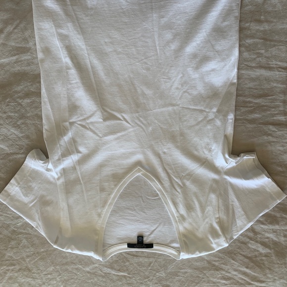 Classic White Vneck - Picture 1 of 3